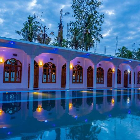 Mrd Beach Hotel Trincomalee Luaran gambar