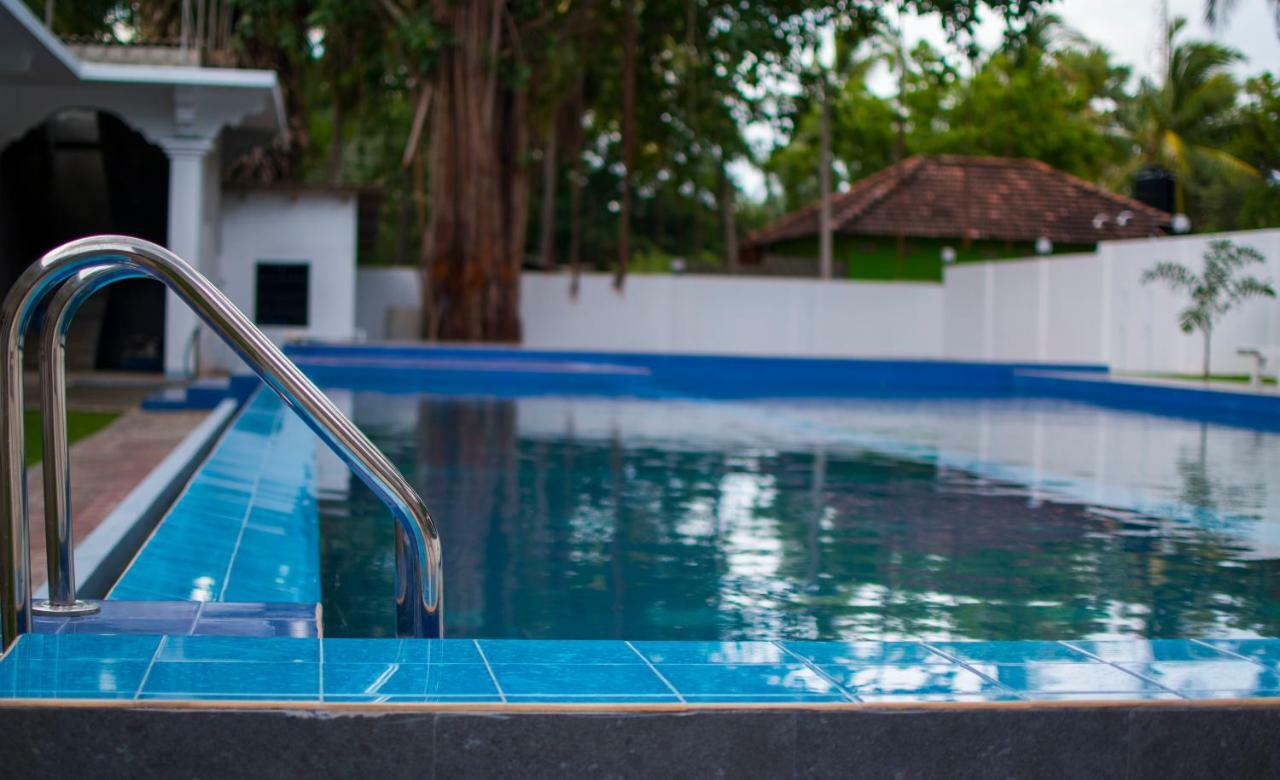 Mrd Beach Hotel Trincomalee Luaran gambar