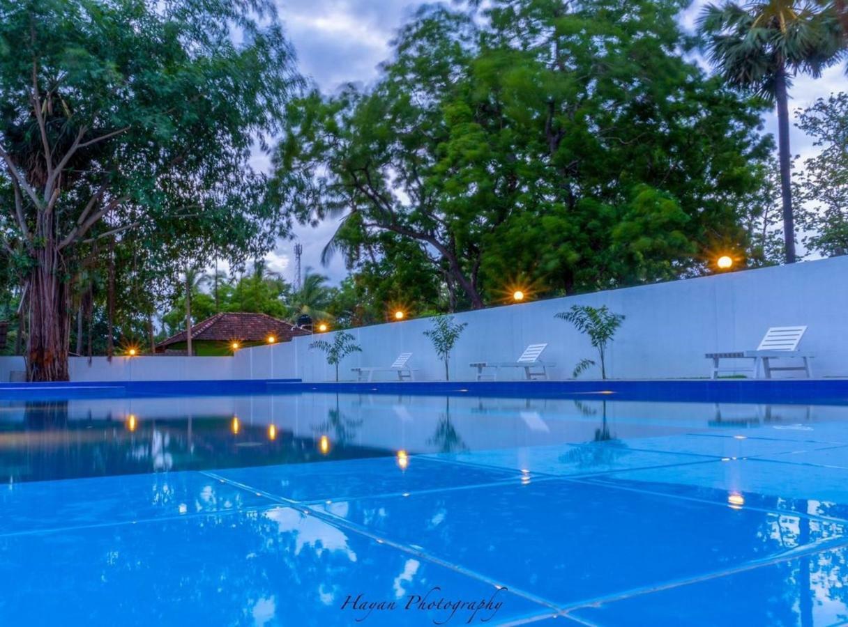 Mrd Beach Hotel Trincomalee Luaran gambar