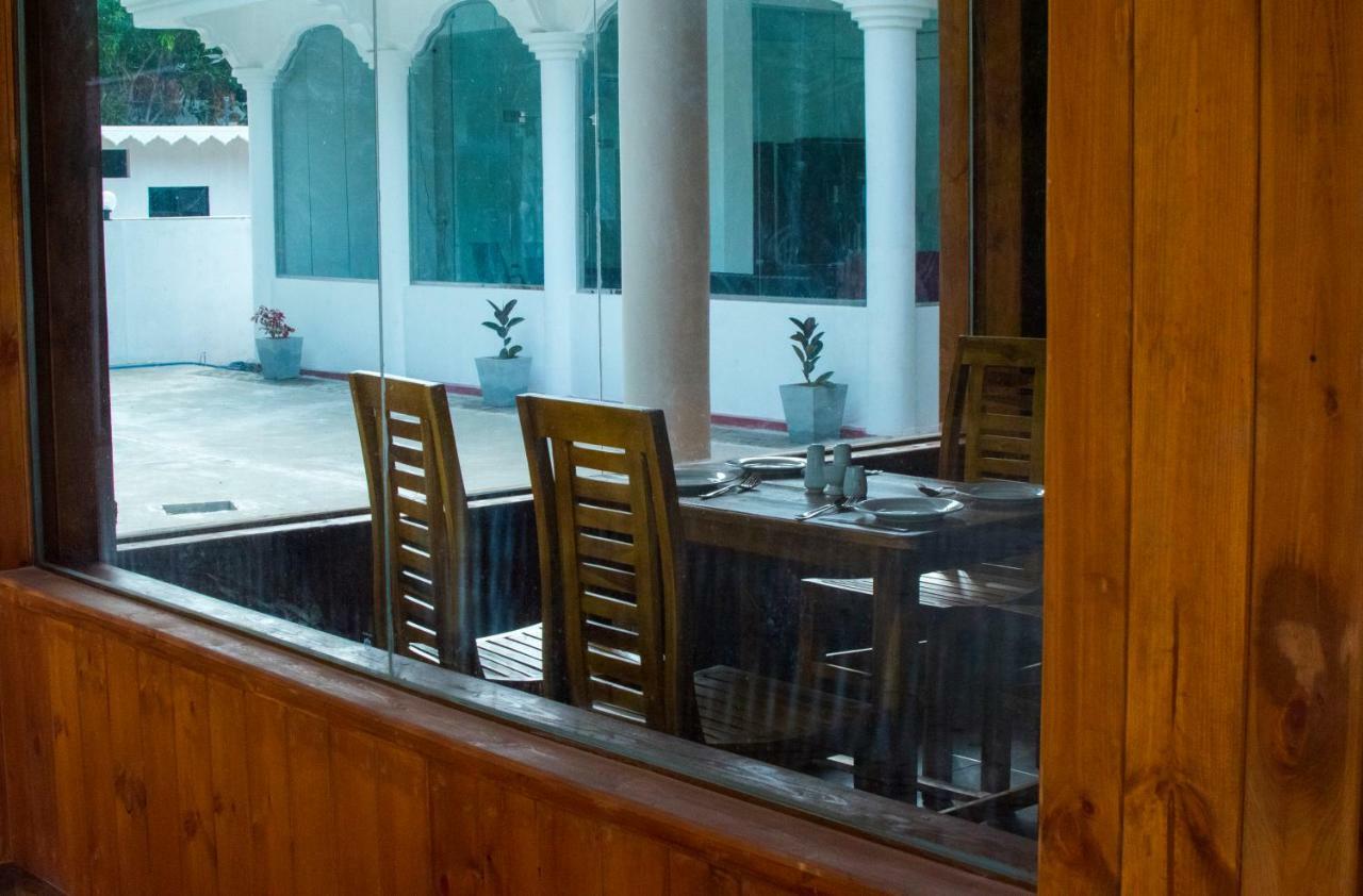 Mrd Beach Hotel Trincomalee Luaran gambar